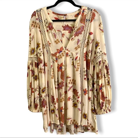 FREE PEOPLE Balloon Sleeve Floral Top with Crochet - Picture 2 of 3